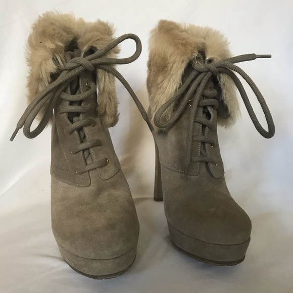 Authentic Gucci Fox fur boots - Picture 2 of 5